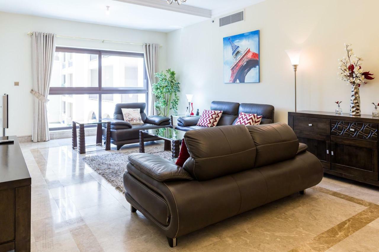 Beachfront Two Bedrooms On Palm Jumeirah By Deluxe Holiday Homes Dubai Eksteriør bilde